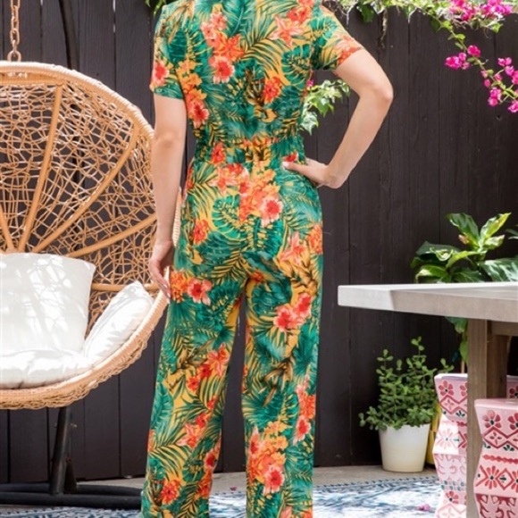 NEW WOMENS ARRIVAL TROPICAL FLORAL CROPPED BOW TIE GREEN YELLOW FLORAL JUMPSUIT - Picture 8 of 9